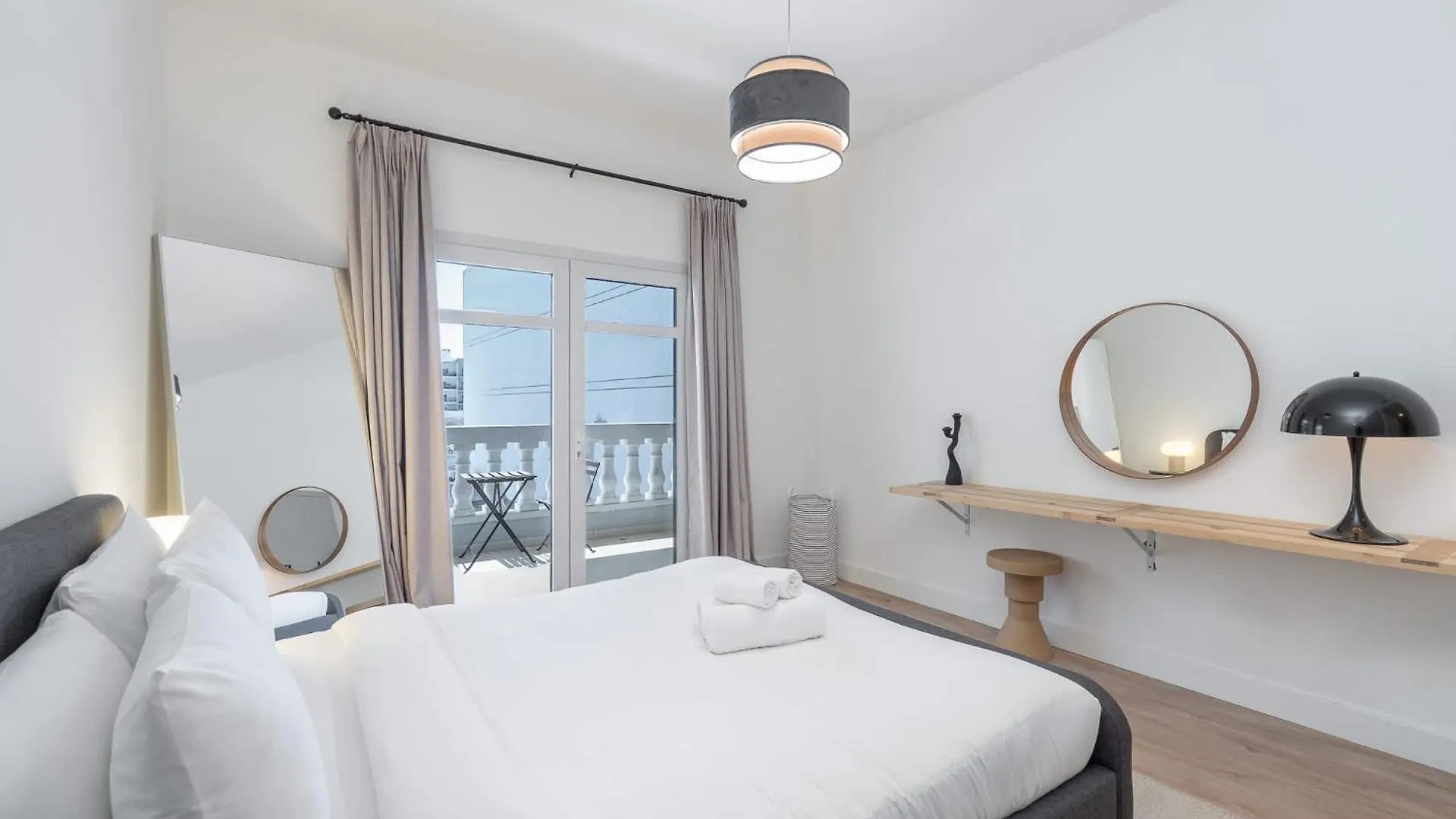 Stylish And Spacious Apartment In Vibrant Jvc, دبي الإمارات العربية المتحدة