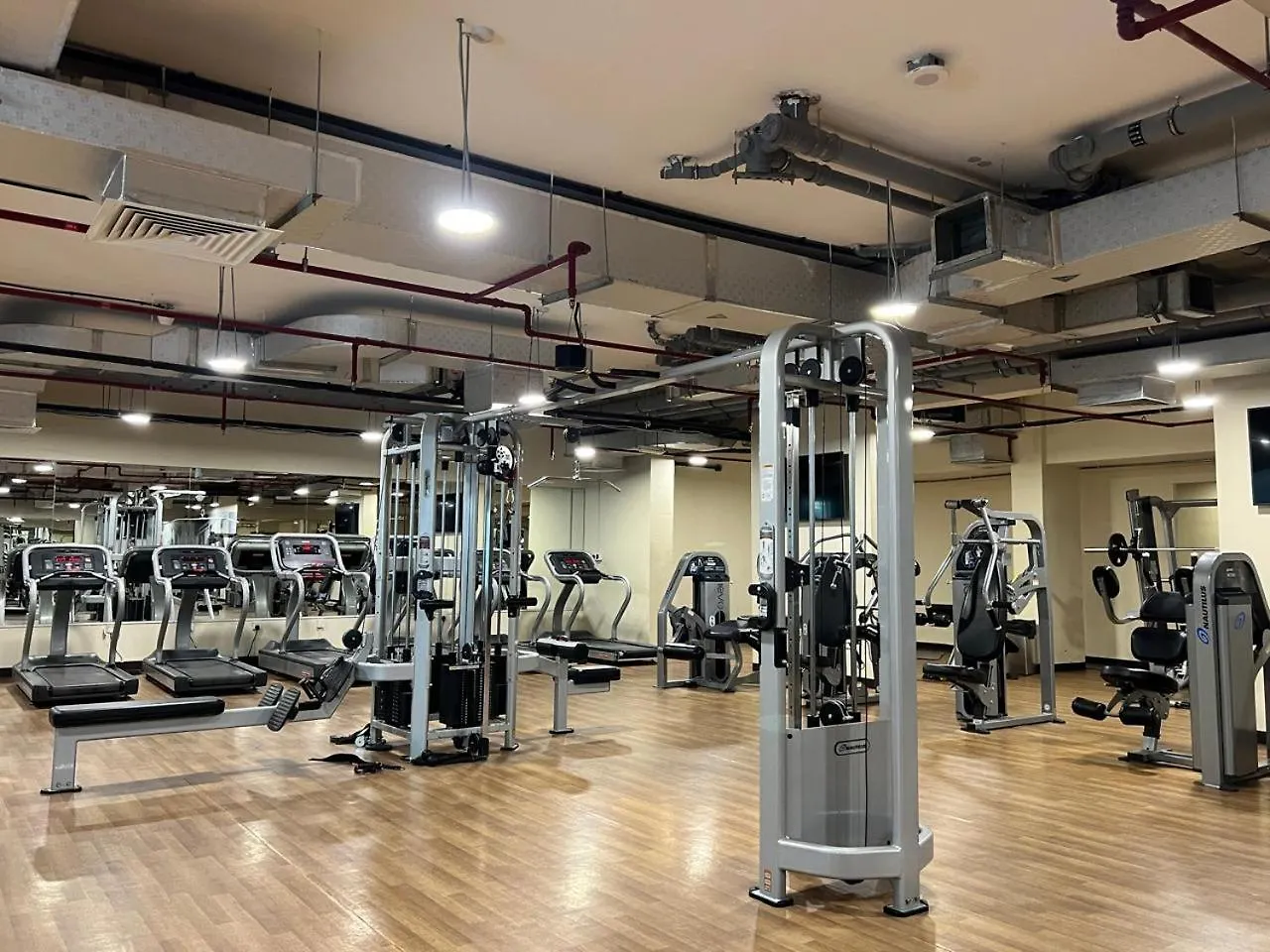 Stylish And Spacious Apartment In Vibrant Jvc, Dubai 0*,  United Arab Emirates