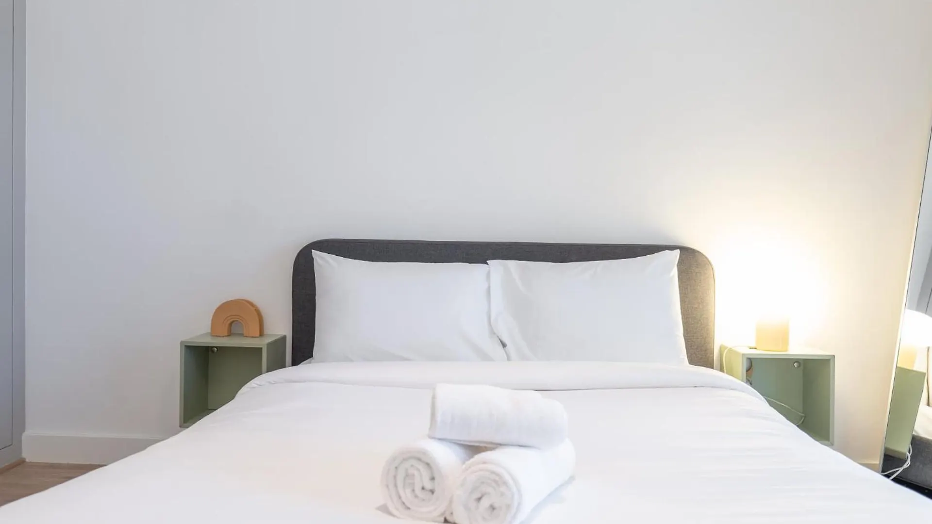 Stylish And Spacious Apartment In Vibrant Jvc, Dubai